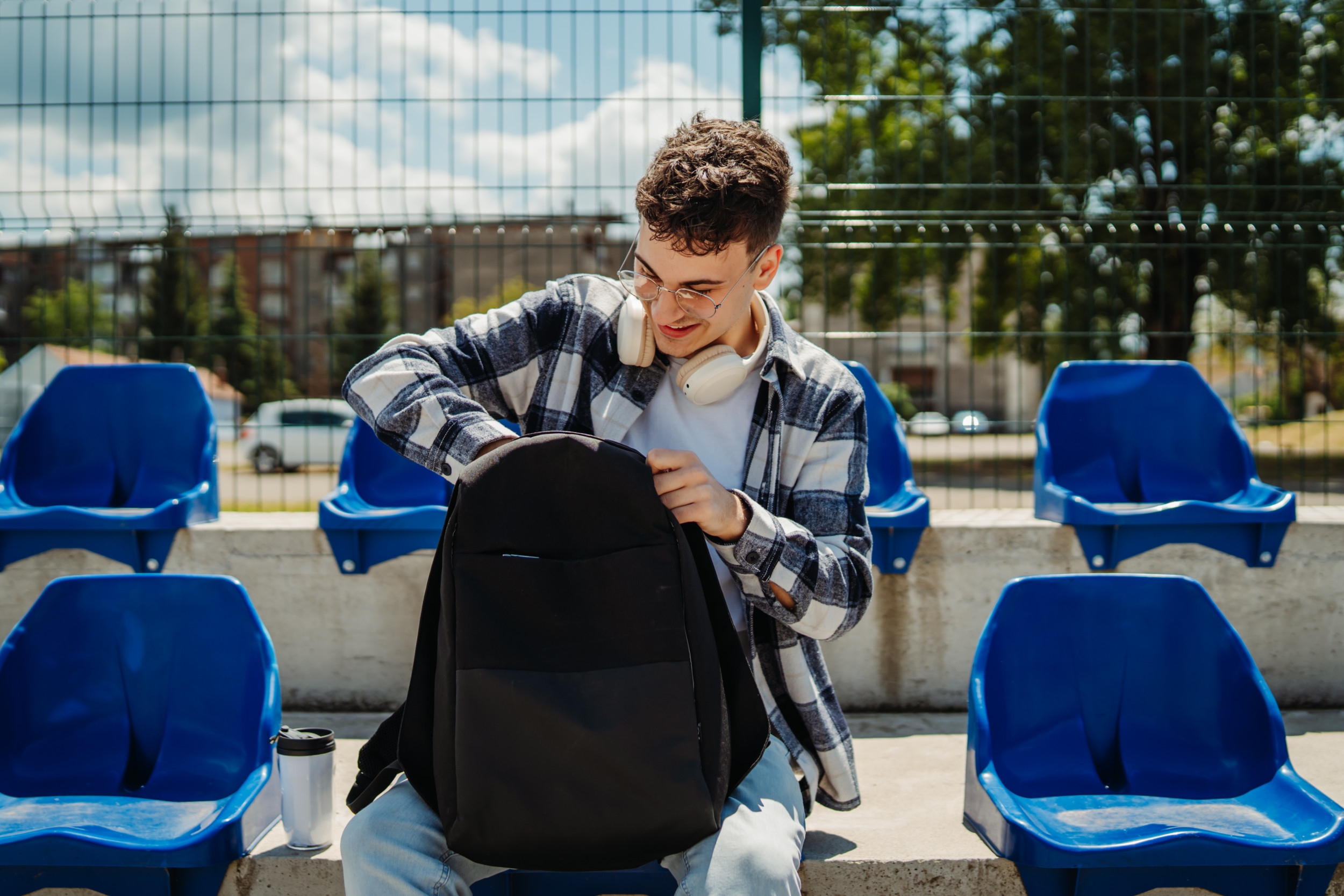 Gen Z Sibling Looks in Little Sister's Bag, Left 'Worried' by What They Find