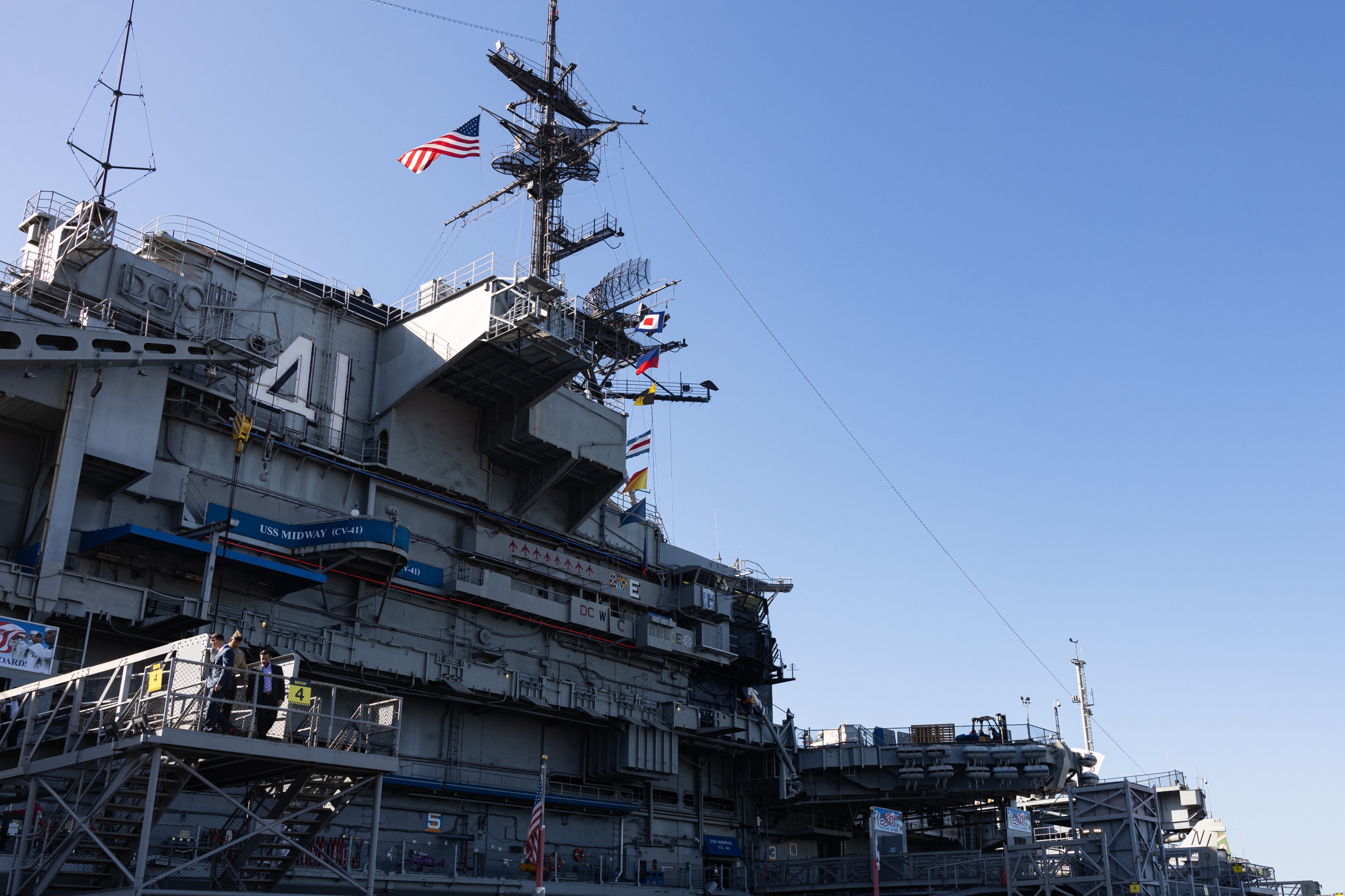 Boat Crashes Into the USS Midway, Drunk Driving Suspected