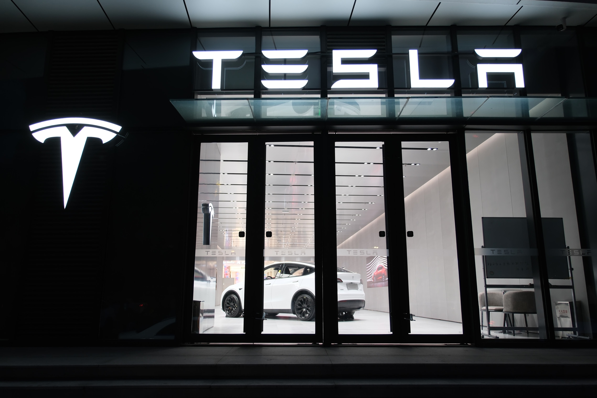 List of Places Where Tesla Faces Legal Action Over Self-Driving Cars