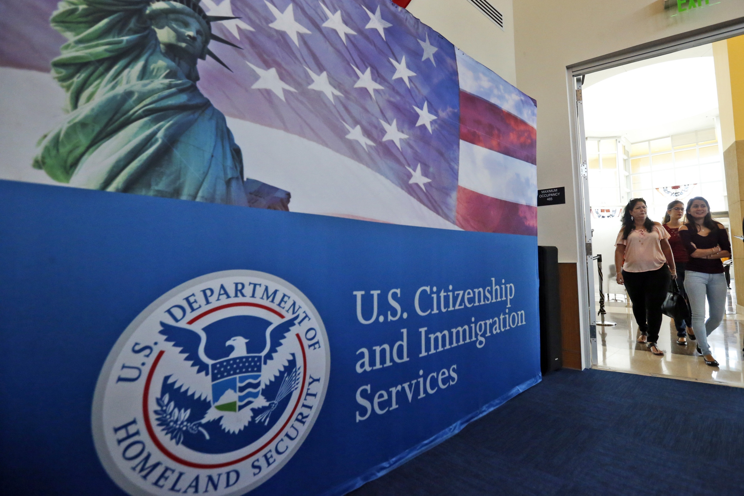 H-1B Visa Crackdown Proposed Under Republican Bill: What to Know