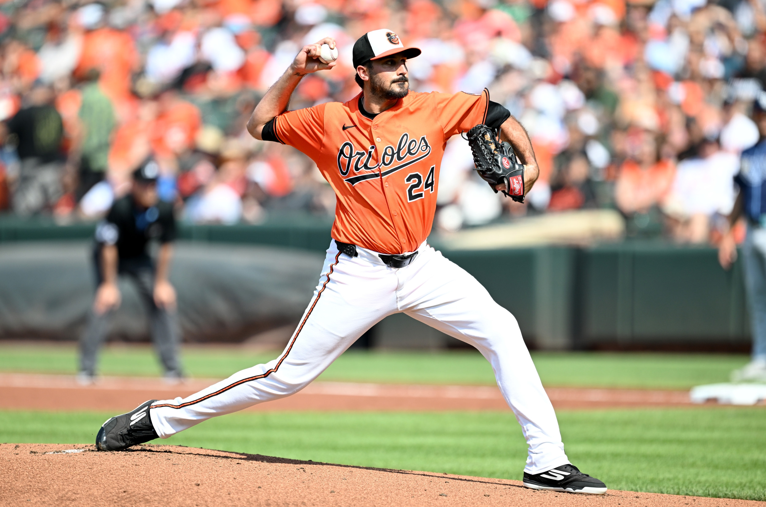 Yankees Rumors: New York Urged To Pursue Intra-Division Trade For Veteran Pitcher