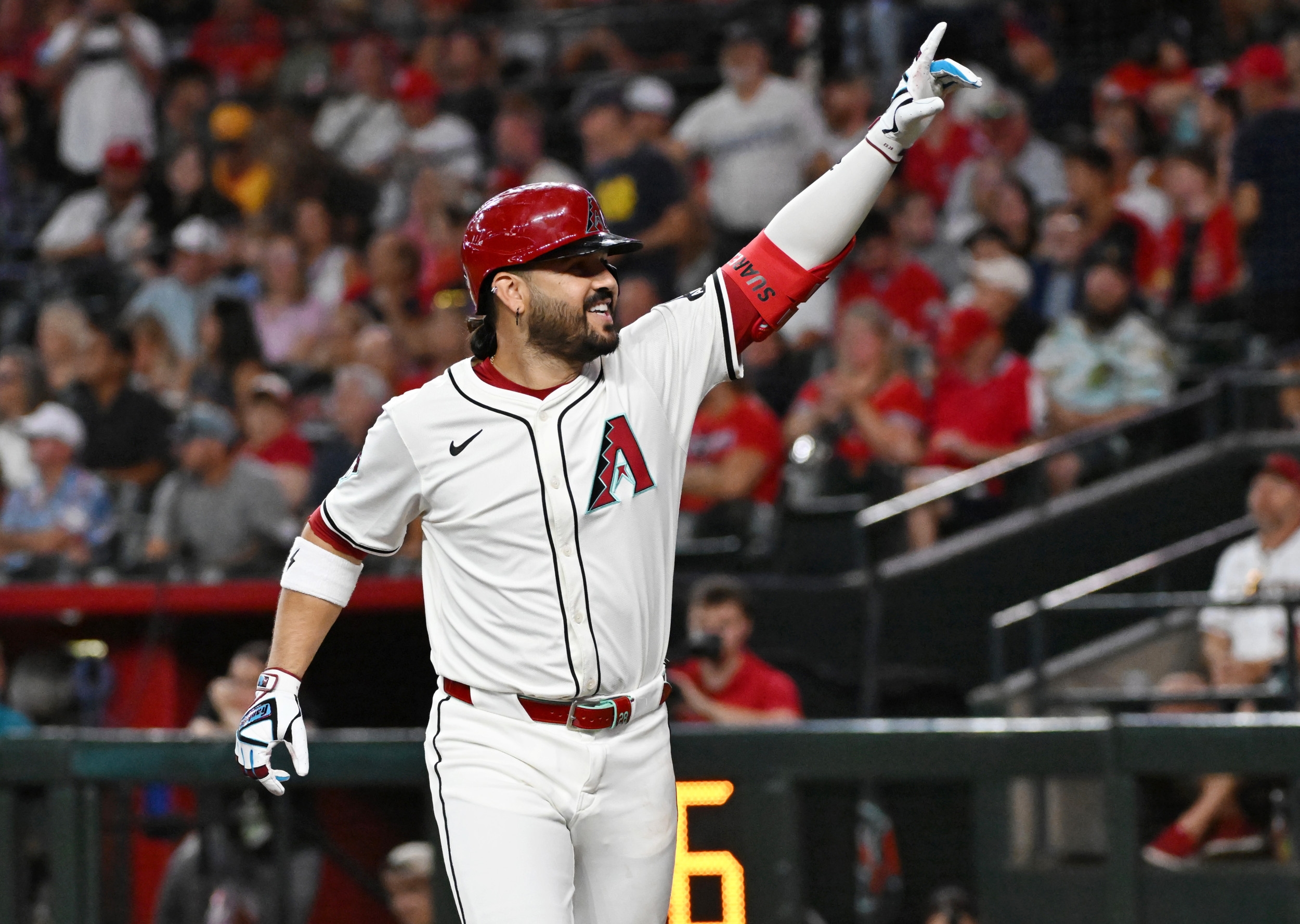 Cubs Nudged to Target Diamondbacks Slugger, Pitcher in 5-Player Blockbuster