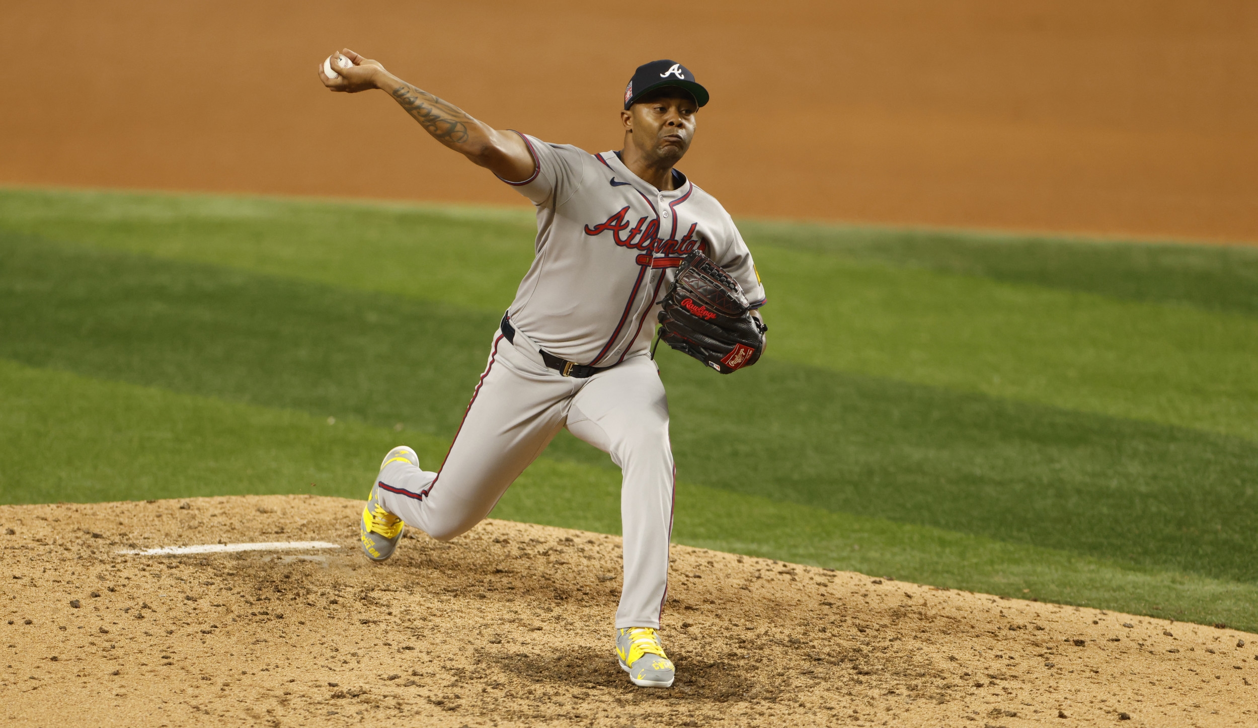 Cubs Trade Brewing? Braves Pitcher Listed As Fit In Deadline Deal