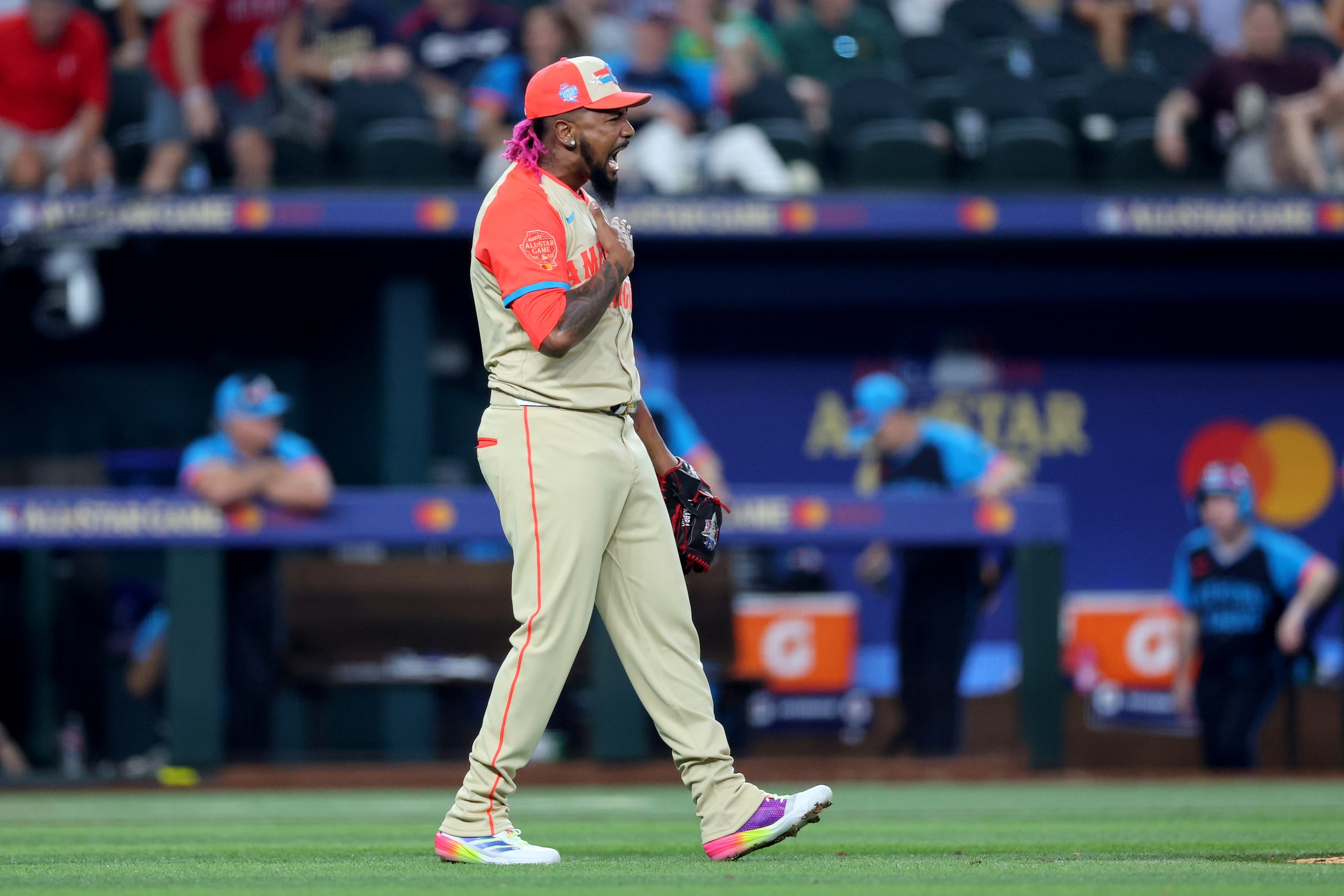 Two MLB Players Suspected of Gambling Ties Have Their Lockers Removed