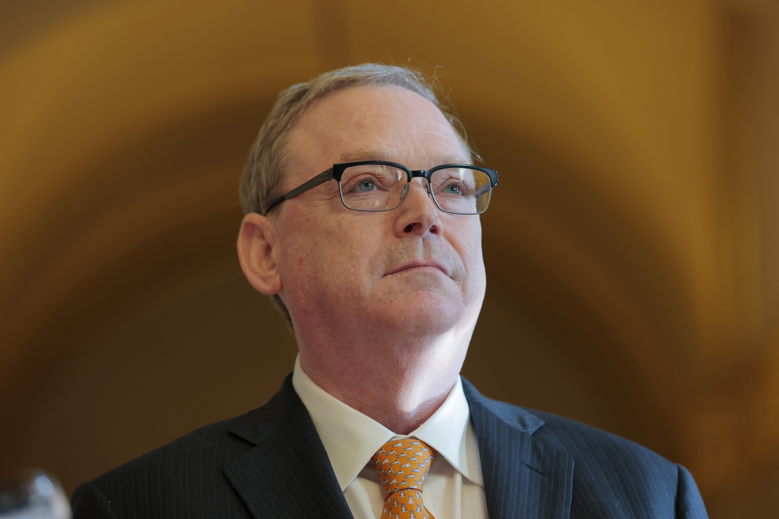 Trump Economic Adviser Says Tariffs 'Locked In' Despite Market Volatility