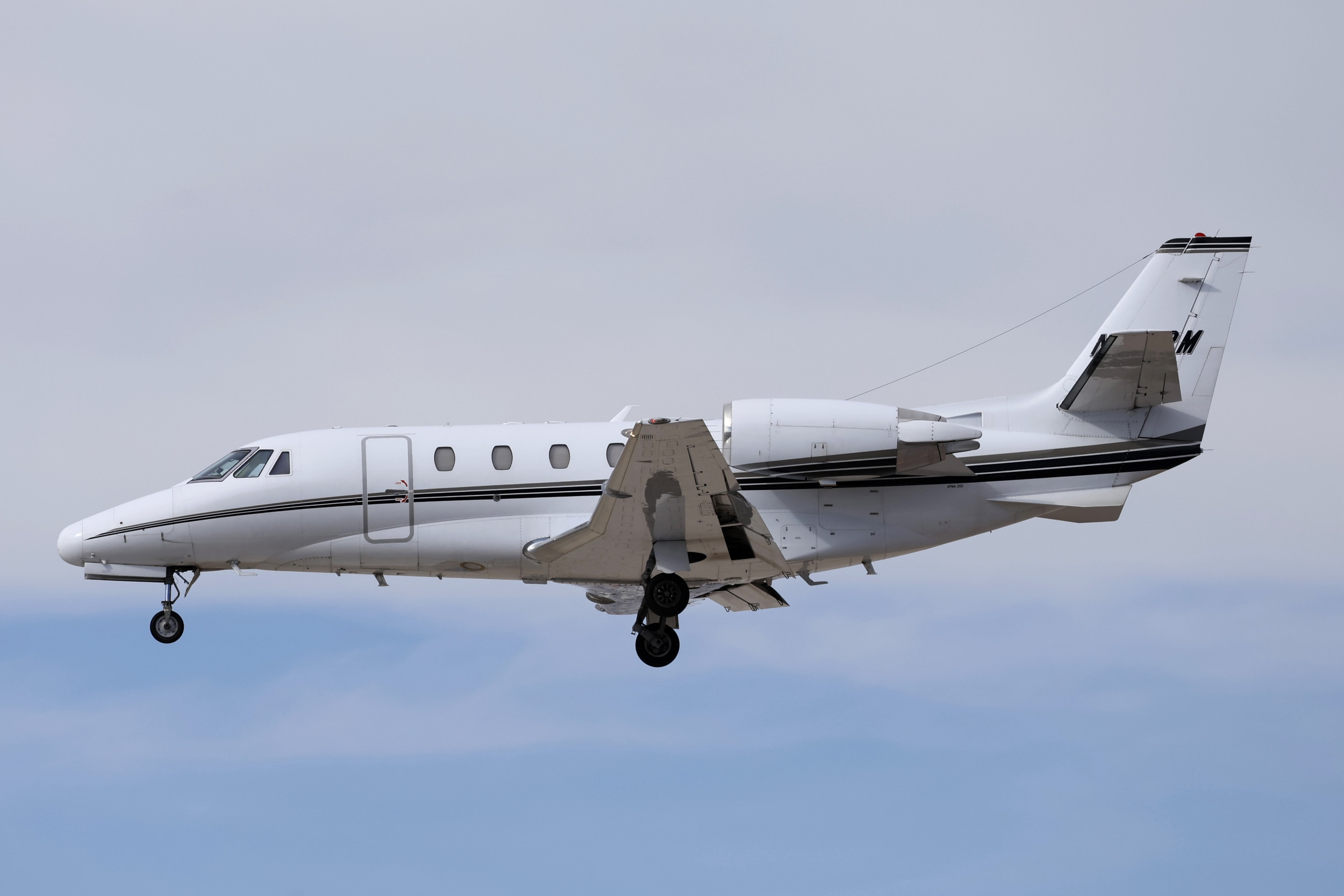 Plane Crash Kills Six, Including Two Inside a House