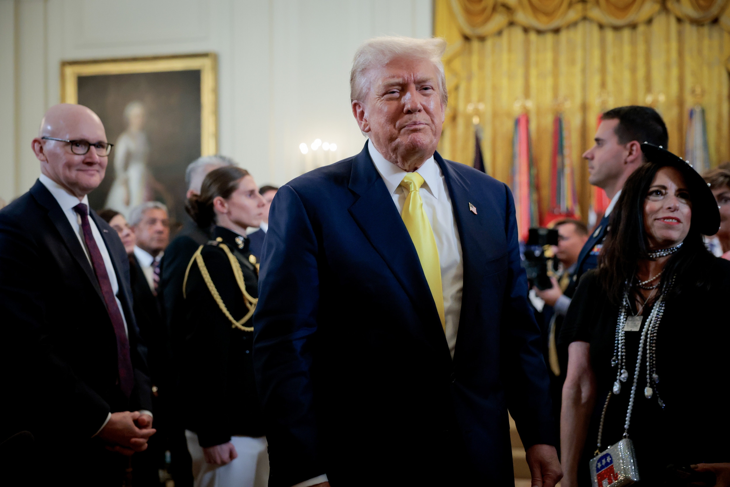 Trump Signs Directive That Could Deploy US Military in Mexico: Report