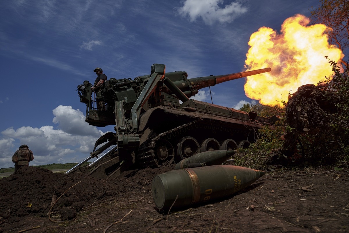 Why Handing Donbas to Putin Would Be So Difficult for Ukraine