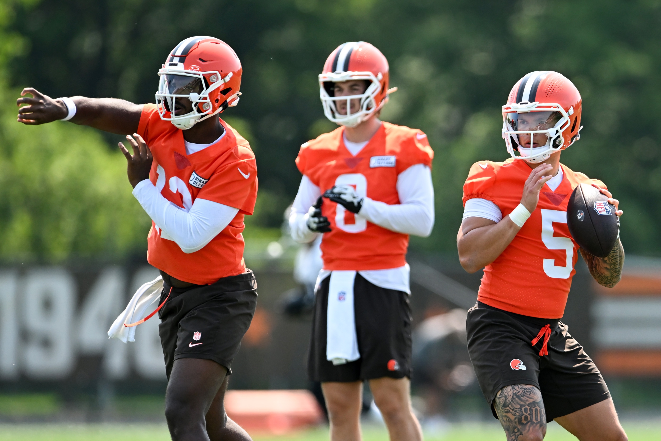Latest Kenny Pickett Development Good News for Browns' Shedeur Sanders, Dillon Gabriel