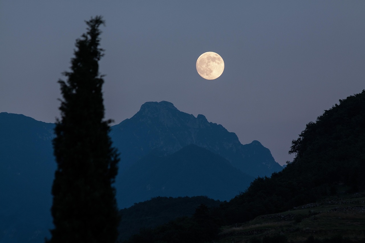 What is a Buck Moon? Everything About Incredible Night Sky View in July
