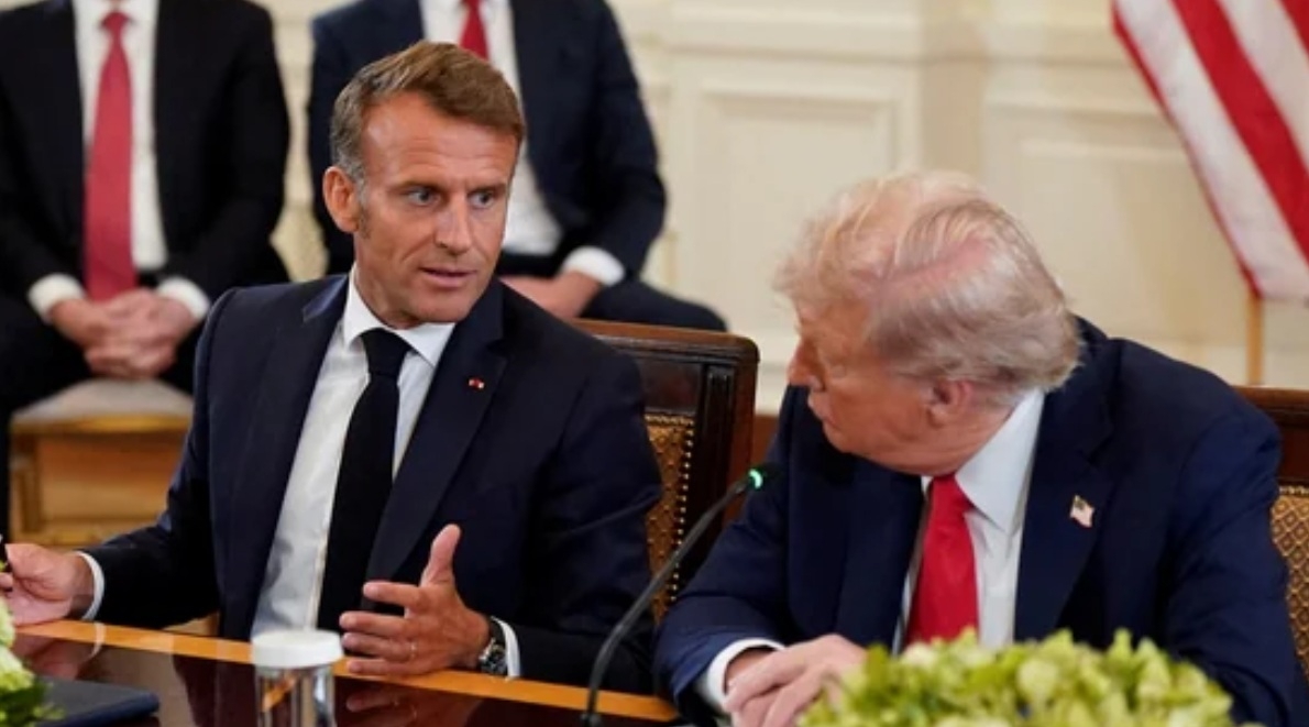 Moment Trump Is Caught on Hot Mic Telling Macron About Making a Deal with Putin [WATCH]