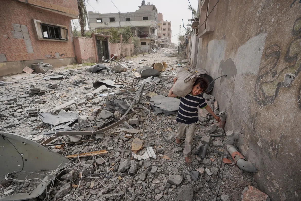 Hamas Accuses Israel of Obstructing Ceasefire Talks, Urges Immediate Progress