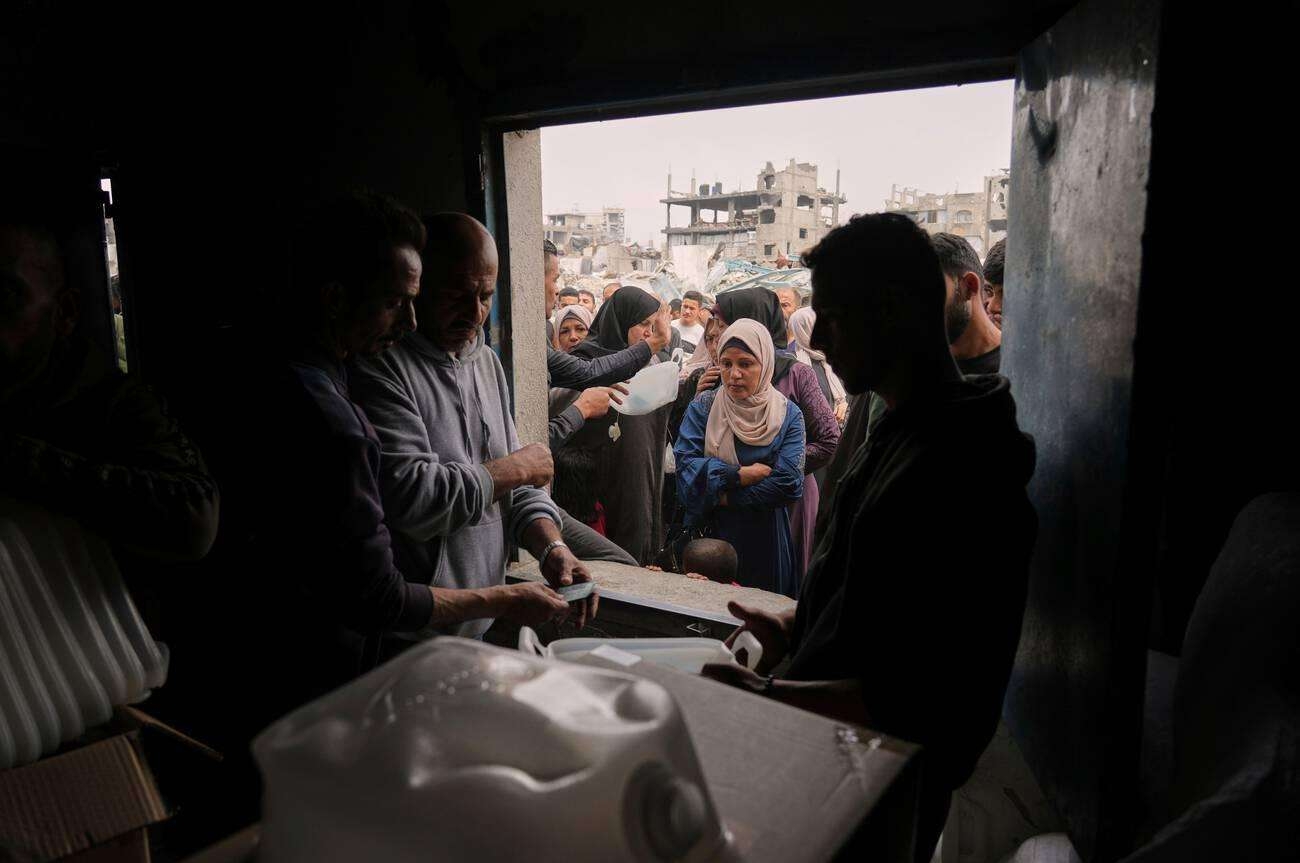 Israeli warplanes hit residential areas in Gaza, killing at least 19 civilians
