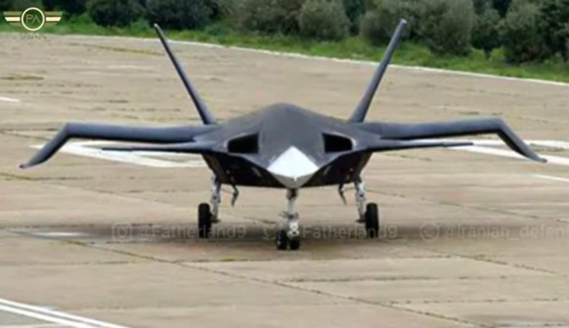 إيران تبدأ اختبار طائرة 'قاهر 313' الشبحية