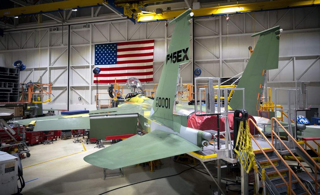 ترامب يُطلق 'أكبر سباق تسلّح في التاريخ' من الرياض بصفقات ضخمة تشمل مقاتلات F-15EX