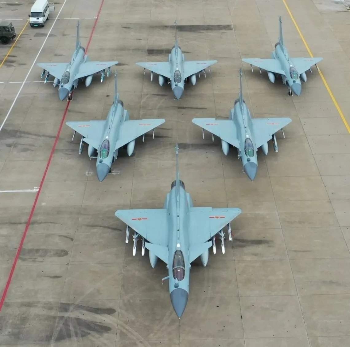 رغم صفقة الرافال.. إندونيسيا تقترب من اقتناء J-10 الصينية لتعزيز قدراتها الجوية