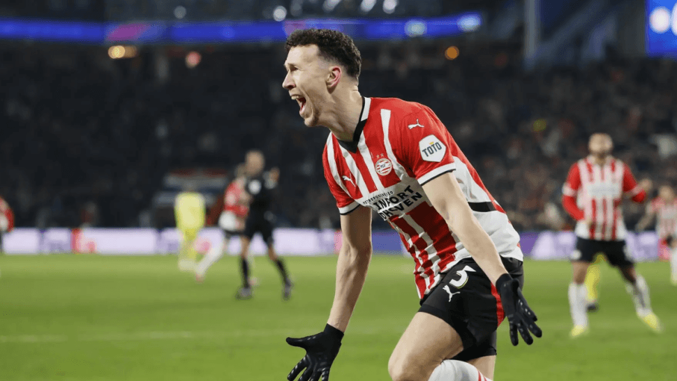 آيندهوفن يقصي جوفنتوس من دوري الأبطال