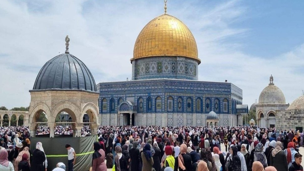 الجمعة الأخيرة من رمضان.. الاحتلال يعيق وصول آلاف الفلسطينيين للمسجد الأقصى