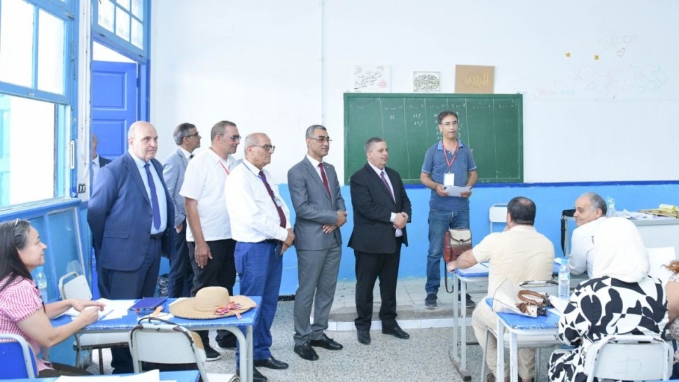 سوسة: النوري يتابع عملية إصلاح امتحان البكالوريا و عمل لجنة التحقيق في حالات الغش