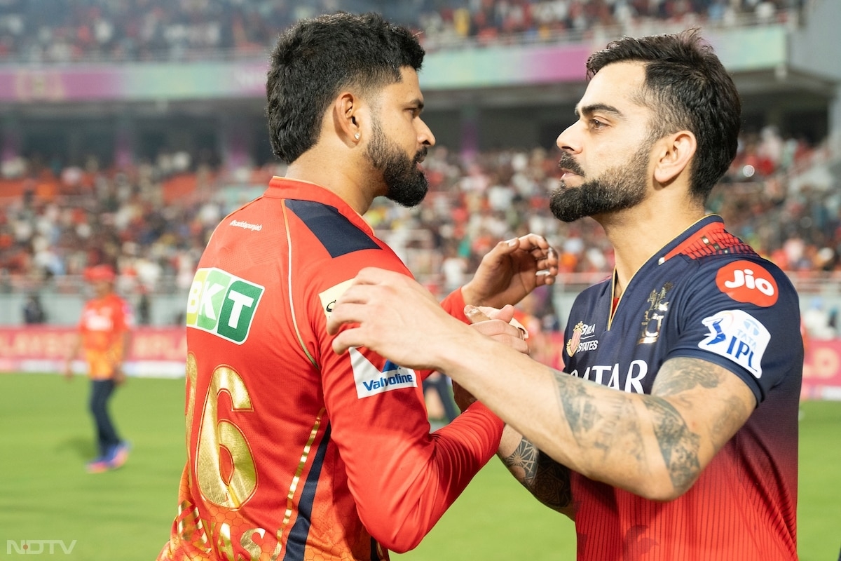 In Pics: RCB, PBKS' Captains Pose With Trophy