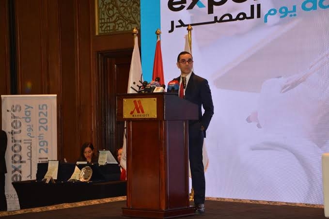 الاستثمار : هدفنا نمو الصادرات 20% سنويًا.. وبرنامج جديد لرد الأعباء قريبًا
