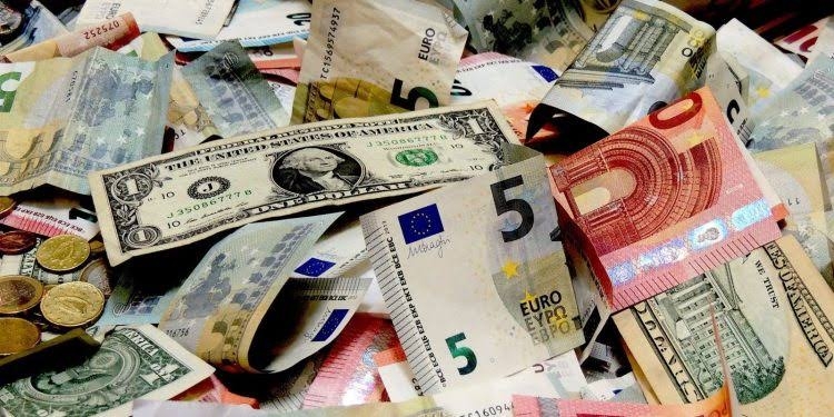 أسعار العملات الأجنبية و الدولار اليوم الجمعة في مصر