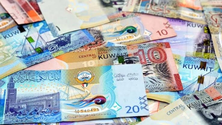 أسعار الدينار الكويتي في البنوك المصرية