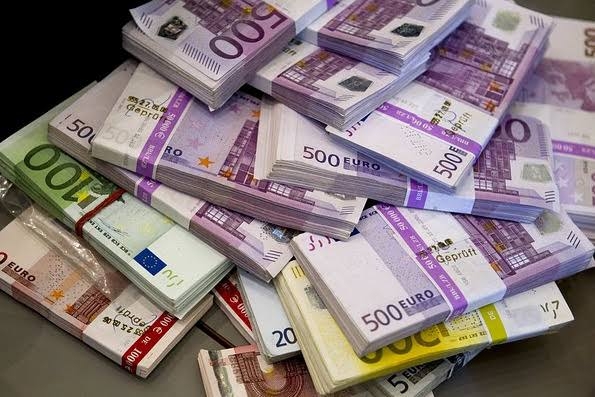 سعر اليورو اليوم الأربعاء 14 مايو 2025 في ختام التعاملات بالبنوك المصرية