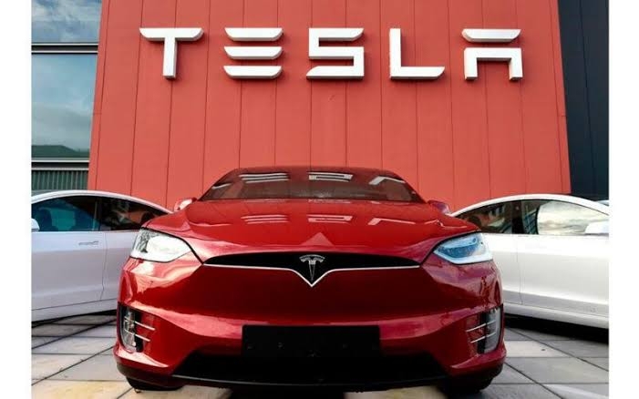 تسلا تتكبد أكبر خسارة سوقية في 2025.. انخفاض بقيمة 380 مليار دولار