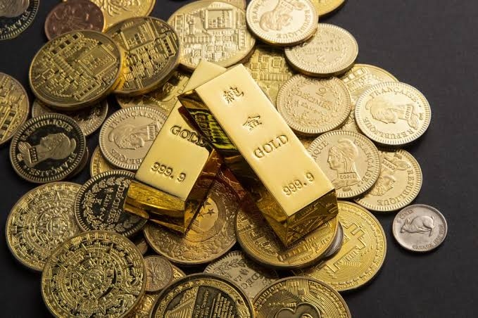 الذهب يواصل التراجع مع استمرار اتفاق وقف إطلاق النار بين إيران وإسرائيل