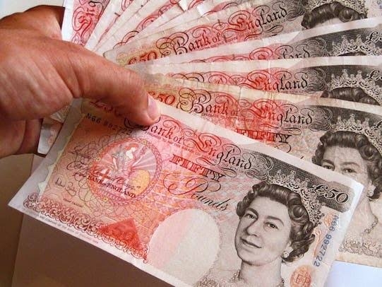 سعر الجنيه الإسترليني اليوم الثلاثاء 3 يونيو 2025 مقابل الجنيه المصري في البنوك