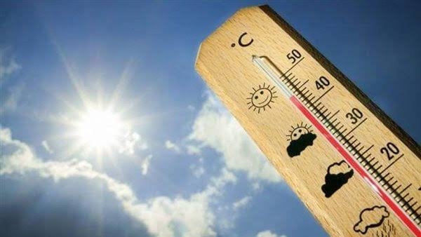 طقس اليوم الخميس 14 أغسطس: استمرار الموجة شديدة الحرارة وأمطار رعدية
