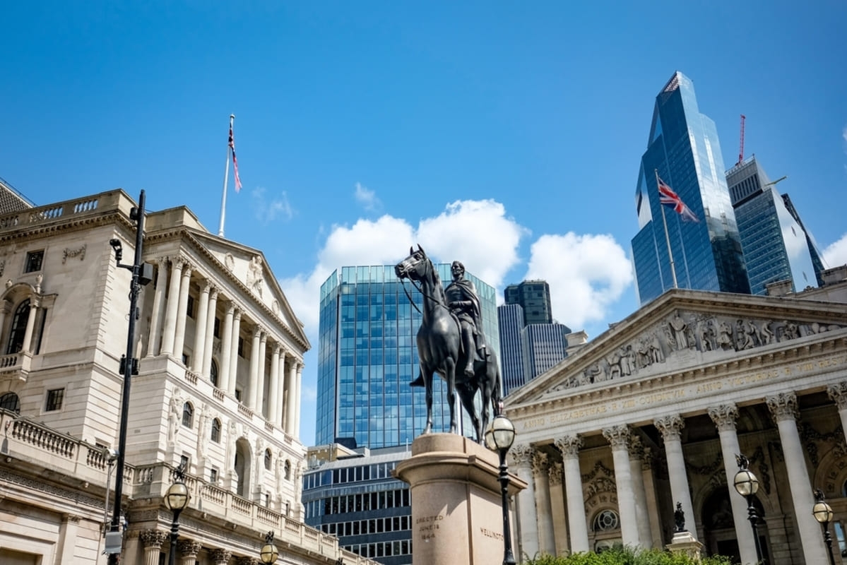 Bank of England maintains interest rates at 4.25 percent citing a 'highly unpredictable world'