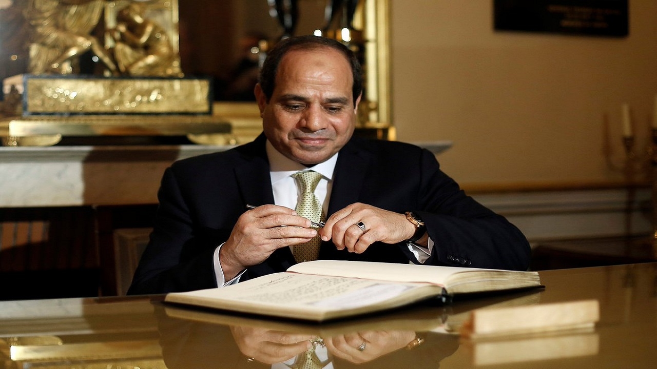 الرئيس السيسي يوجه بحل أزمة مكافآت ماسبيرو ويقر بدل الصحفيين