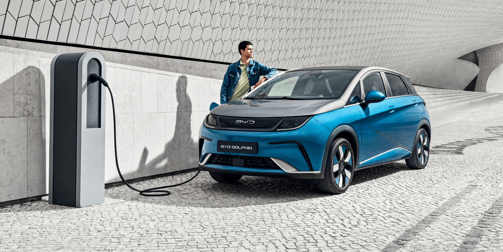 "BYD" تتفوق على "تسلا" في أوروبا لأول مرة