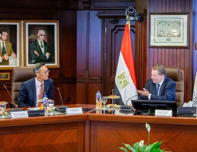 أكبر بنك في العالم يدرس إنشاء فرع في مصر