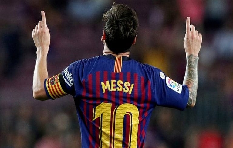ميسي لا يريد اللعب لسبب غريب