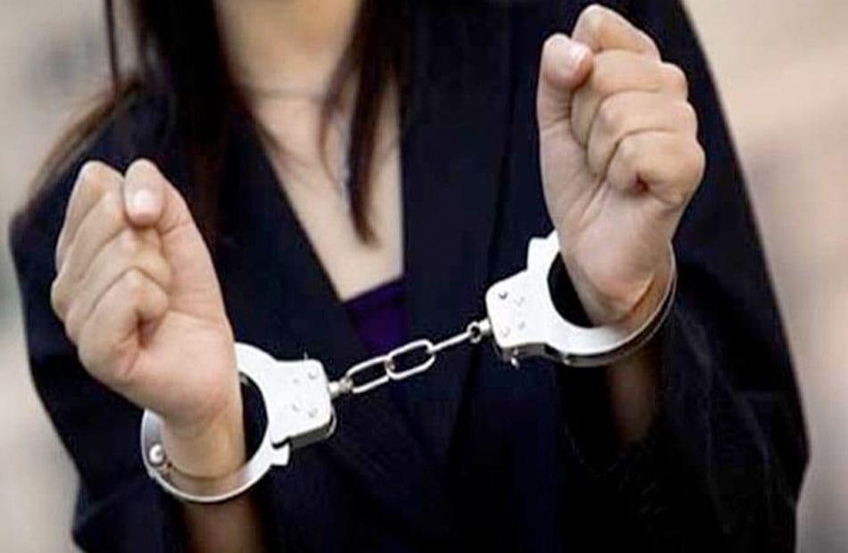 ضبط فتاة اساءت لبلد شقيق وجمهوره بفيديو جرى تداوله