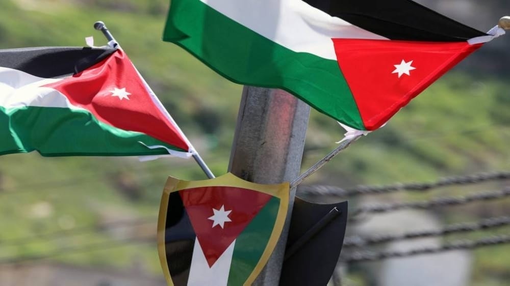 إجلاء ١١٢ مواطنًا أردنيًّا ورعايا دول من محافظة السويداء عبر معبر جابر