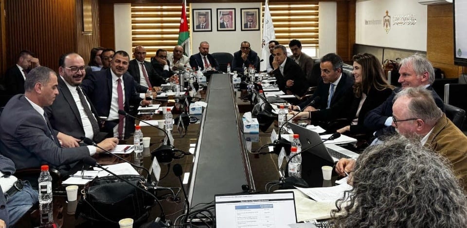 اجتماع بوزارة الاستثمار لإطلاق أعمال دراسات جدوى مشروع تقليل الفاقد المائي بعمان
