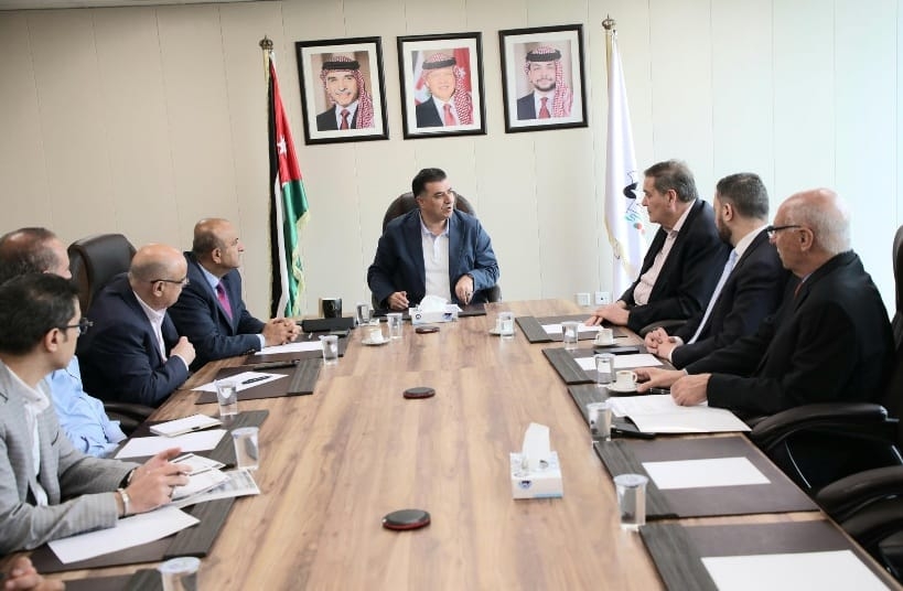 الزراعة وهيئة الطاقة الذرية تبحثان ضمان خلو الإرساليات الزراعية من الآفات