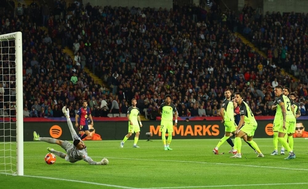 برشلونة يتخطّى عقبة ريال مايوركا ويعزّز صدارته للدوري الإسباني