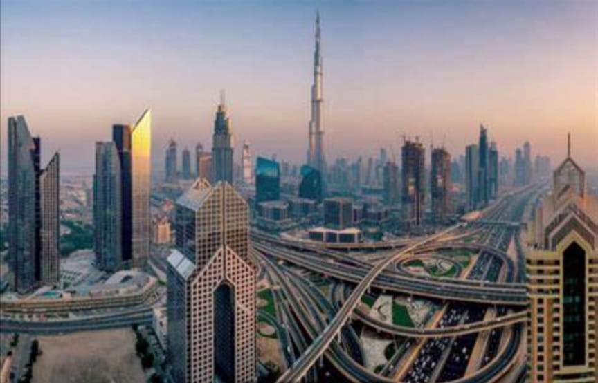 الإمارات تطلق مركز بيانات بكلفة 545 مليون دولار