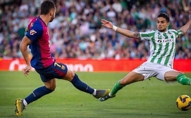 التعادل يحسم مباراة برشلونة ضد ريال بيتيس في الدوري الإسباني