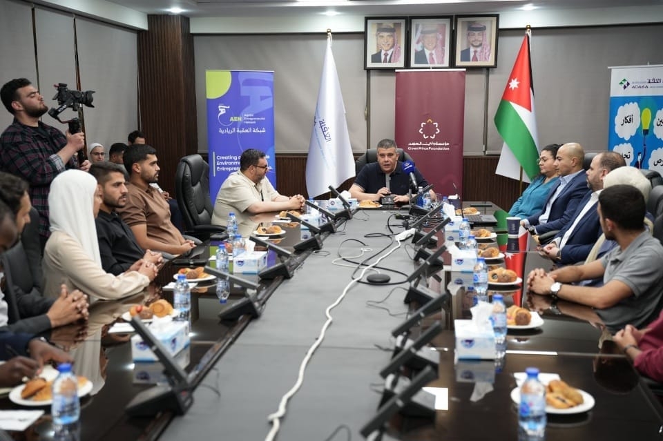 الكباريتي يلتقي الشباب المشاركين في برنامج خطى الحسين