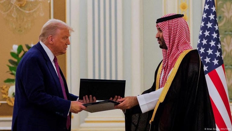 خبير مصري: السعودية بالنسبة لترامب شريك ثابت وقوي في منطقة تشهد اضطرابات غير مسبوقة