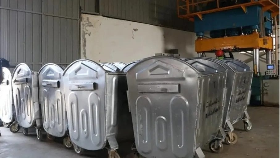 30 ألف دينار لإنشاء مصنع حاويات النفايات في الأزرق