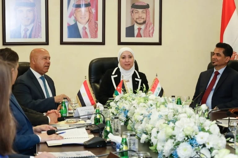 وزيرة النقل تستقبل نظيريها المصري والعراقي واجتماع لعمومية 'الجسر العربي للملاحة'