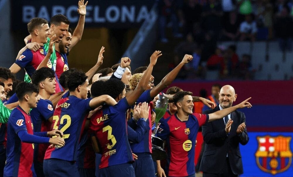 برشلونة تتوج بلقب الدوري الإسباني