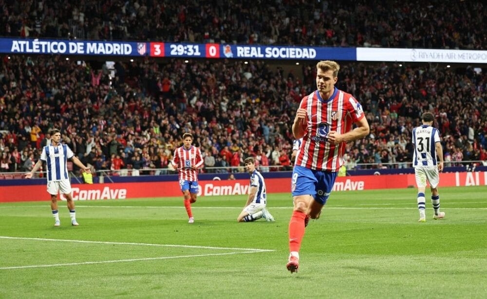أتليتيكو مدريد يقسو على ريال سوسييداد وسورلوث يدخل تاريخ 'الليغا'